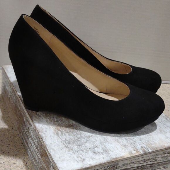 👍 Nine West Size 5.5.    A8 - Picture 1 of 5
